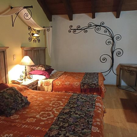 卡萨维亚酒店 San Cristóbal de Las Casas 外观 照片